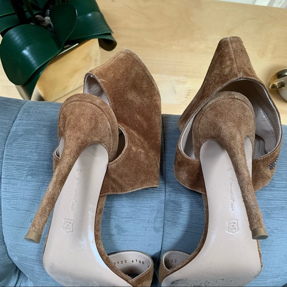 Gianvito Rossi Suede Sandals with zipper - Picture 3 of 9